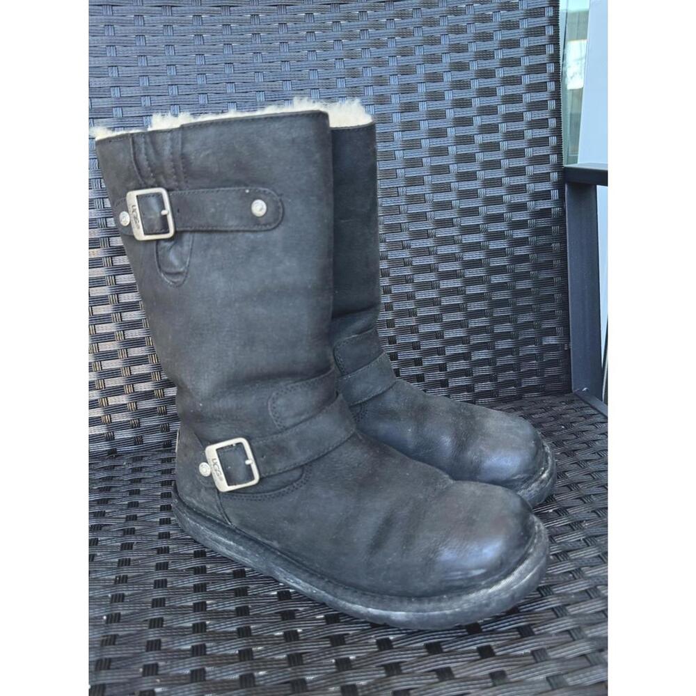 UGG Kensington Boots Women Sz 7 Shearling Buckles Leather‎ Motorcycle Black 5678